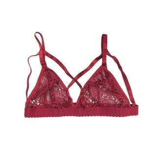 NWOT Criss Cross lace burgundy bralette
